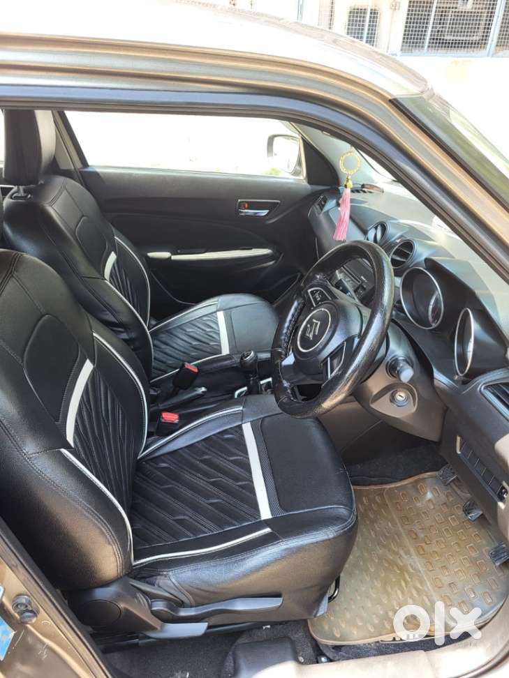 Maruti Suzuki Swift Vxi + Manual, 2018, Petrol