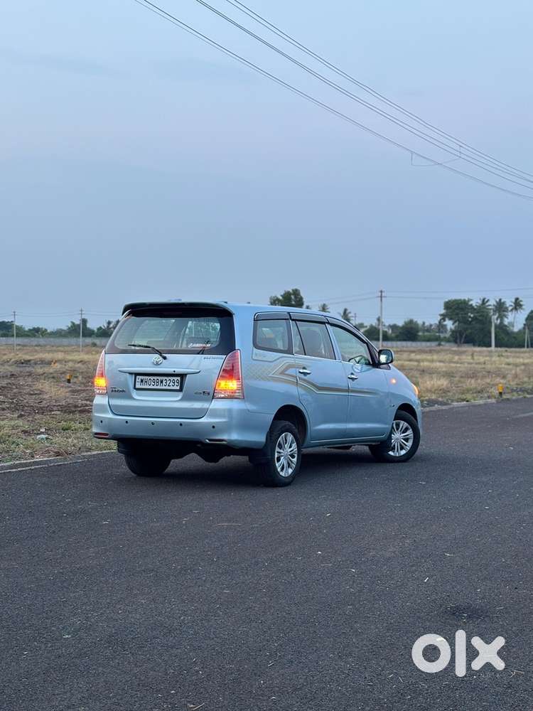 Toyota Innova Diesel 2010 Car