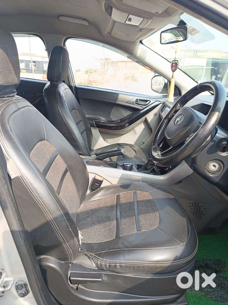 Tata Nexon 1.5 Revotorq Xm (s), 2018, Diesel