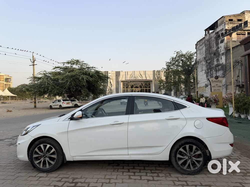 Hyundai Verna Crdi 1.6 Sx, 2014, Cng & Hybrids