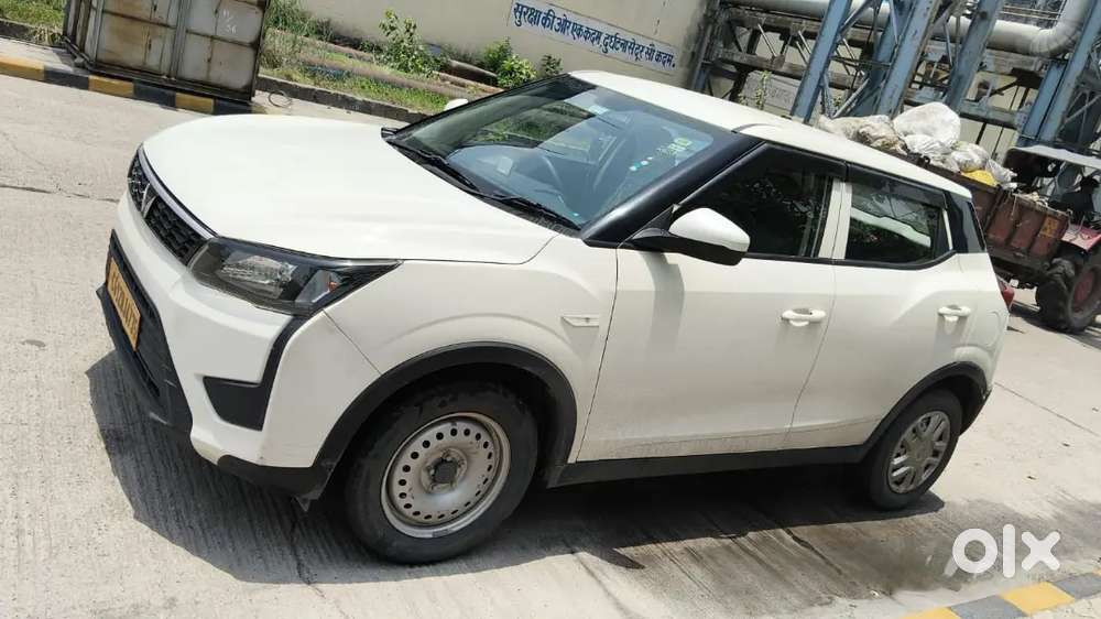 Mahindra Xuv300base