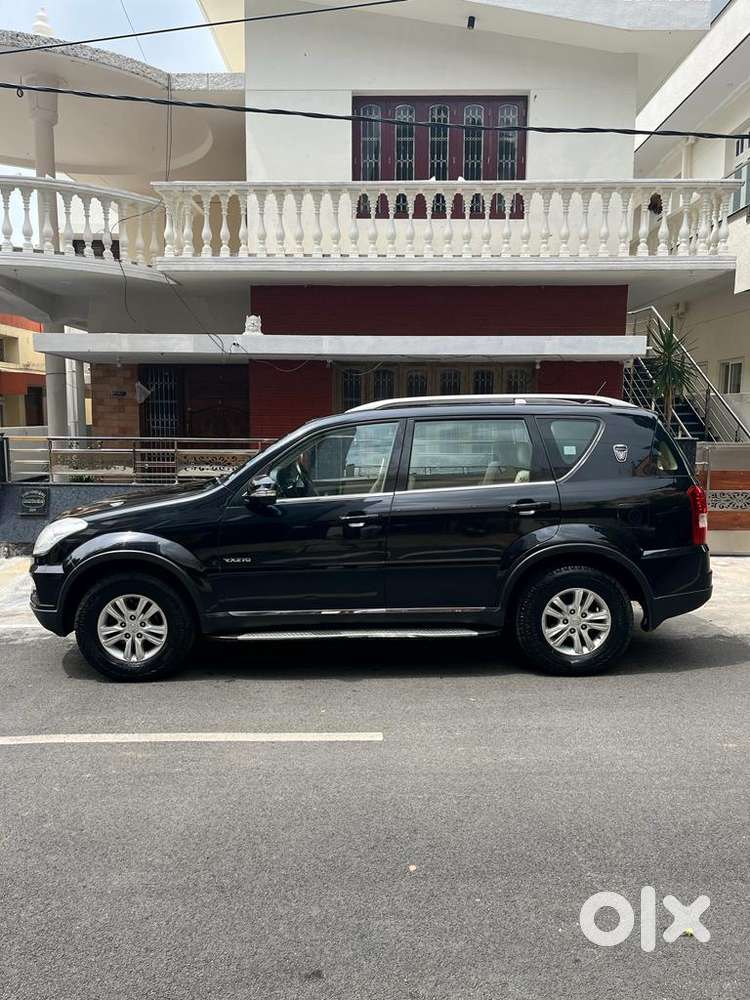 Mahindra Rexton, 2014, Diesel