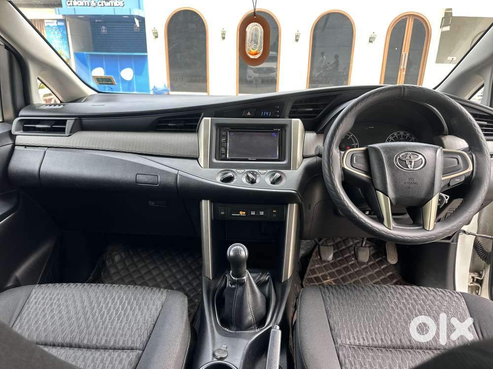 Toyota Innova Crysta 2.4 G Mt 8s, 2017, Diesel