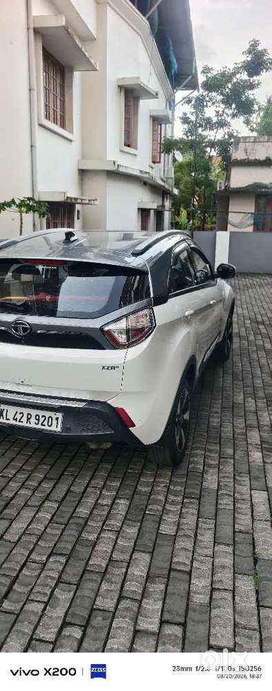 Automatic 25km Mileage Tata Nexon 2019 Cng & Hybrids 63000 Km Driven.