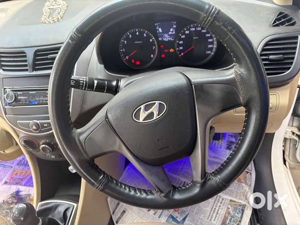 Hyundai Verna Transform 1.6 Vtvt Audio, 2016, Petrol