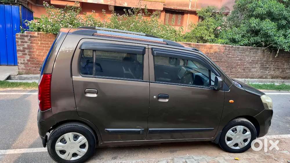 Maruti Suzuki Wagon R 2012 Petrol Well Maintained