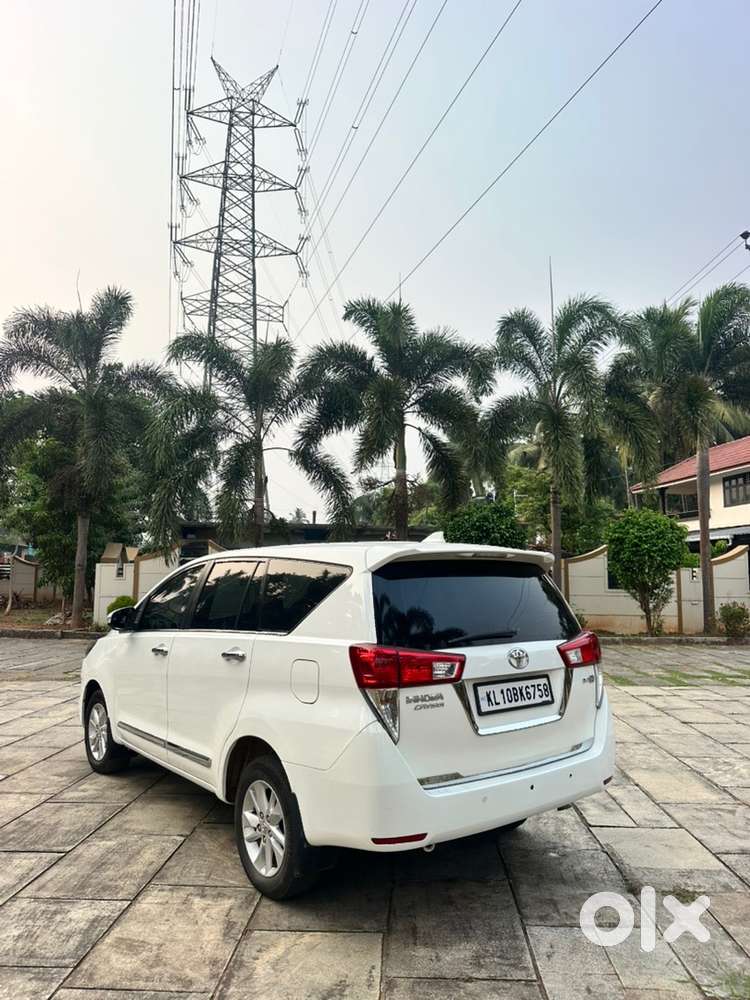 Toyota Innova Crysta 2016 Diesel Model