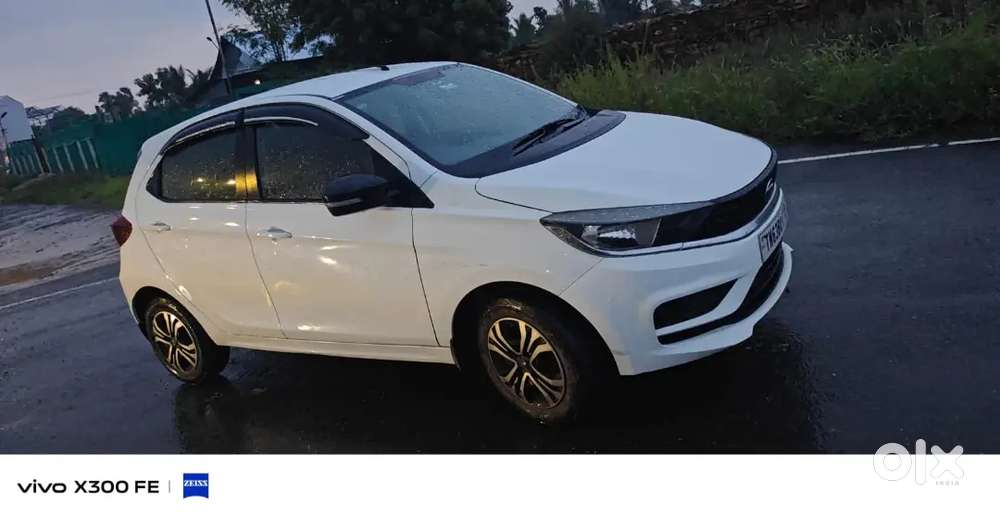 Tata Tiago 2023 Petrol Revotron