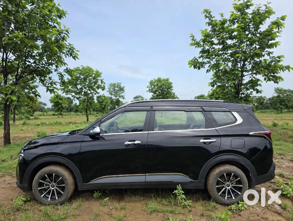 Kia Carens Premium 2024 Manual Petrol