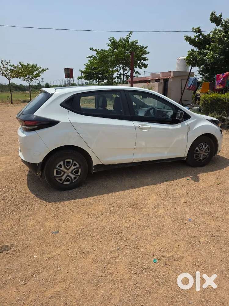 Tata Altroz 2021 Petrol Well Maintained