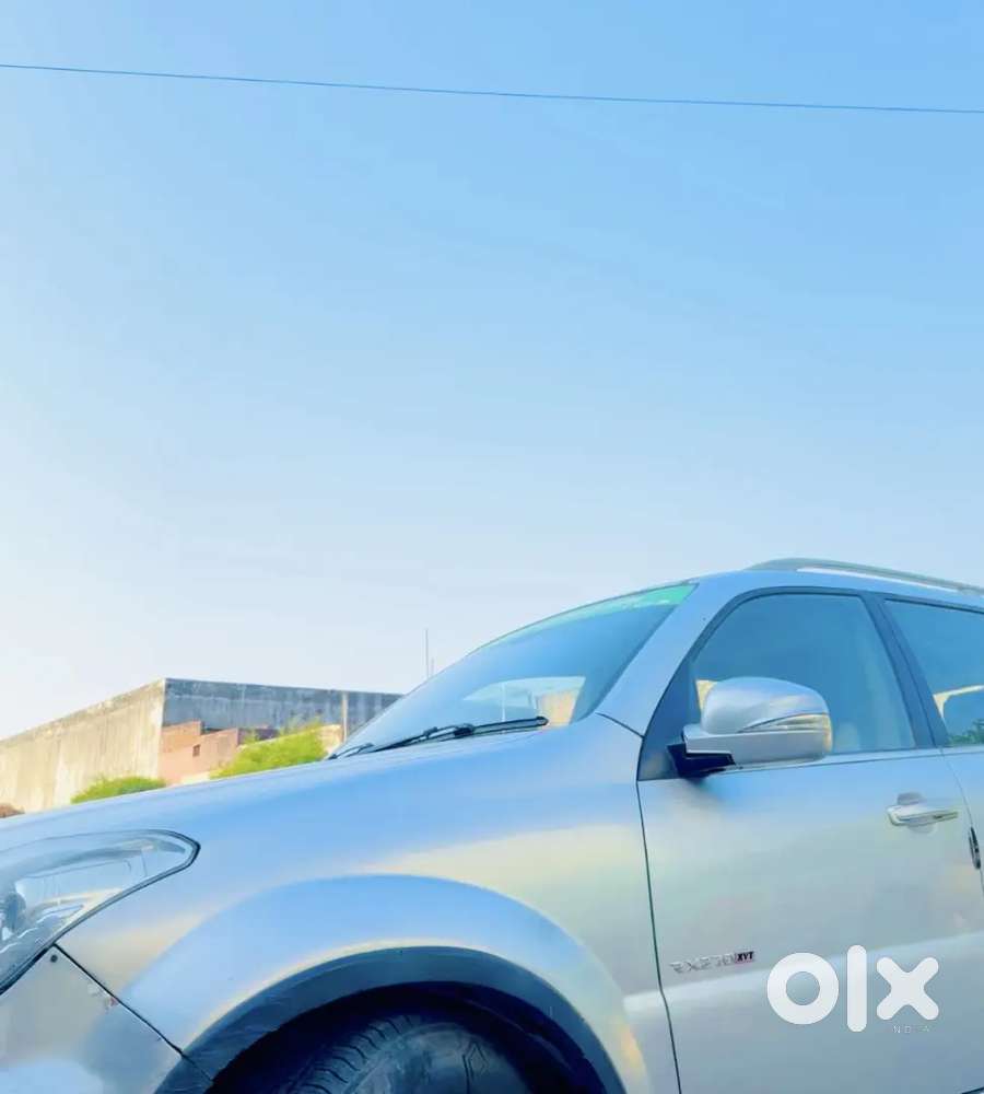 Mahindra Ssangyong Rexton 2013 Diesel 80000 Km Driven With Sunroof