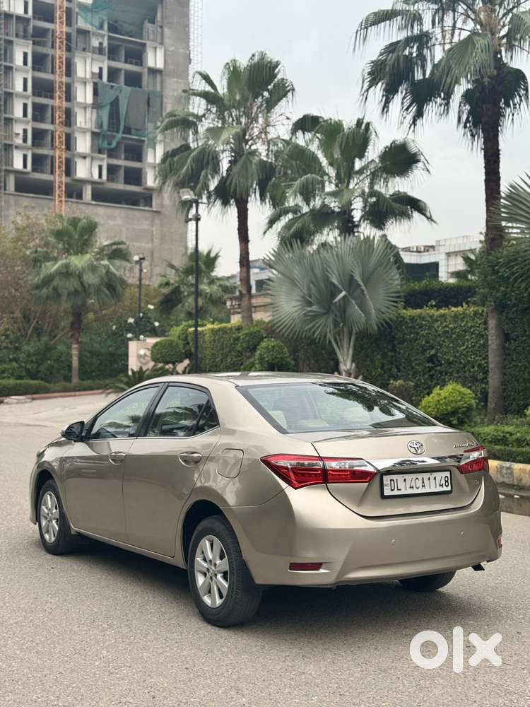 Toyota Corolla Altis 2010-2013 G, 2014, Petrol