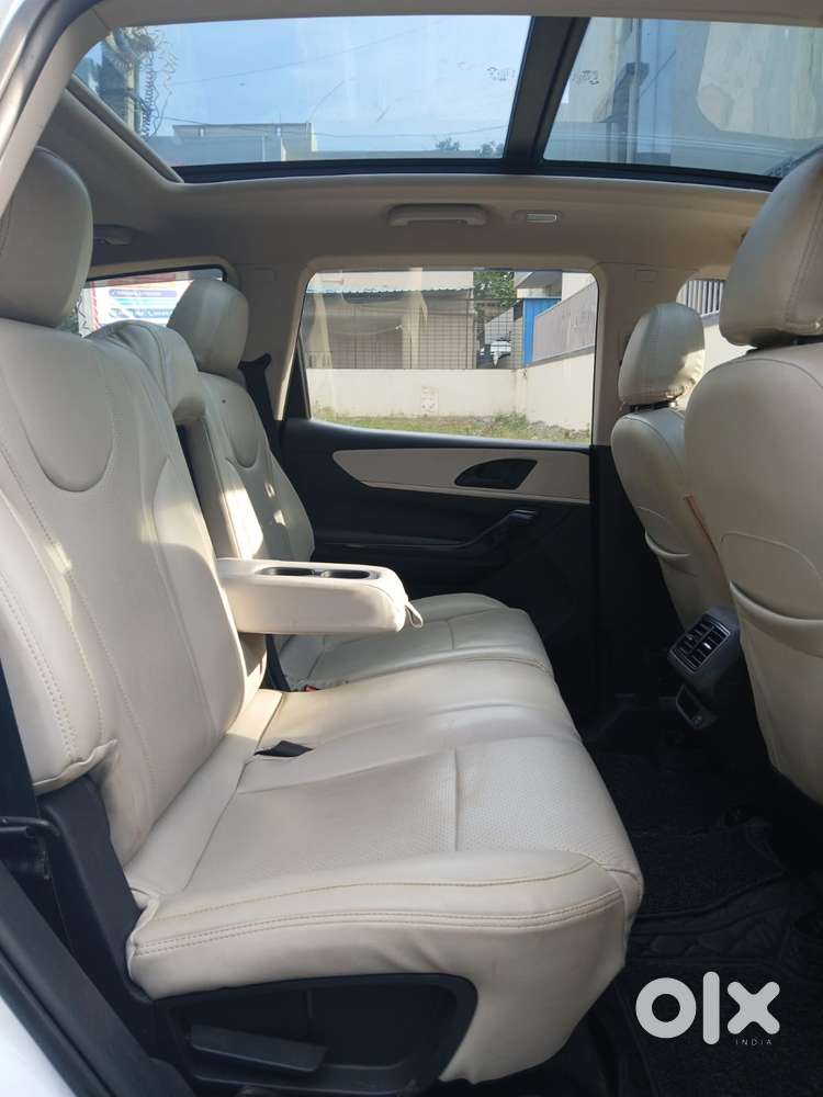 Mahindra Xuv700 2.2 Ax 5 Diesel Mt 7 Str, 2024, Diesel