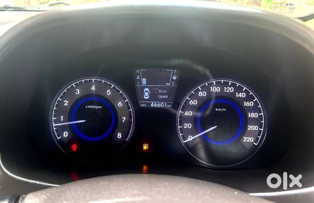 Hyundai Fluidic Verna 1.6 Vtvt S(o), 2015, Petrol
