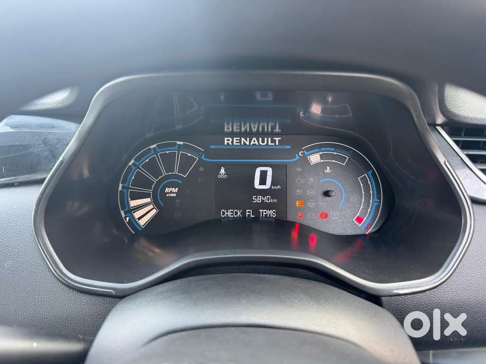 Renault Triber Rxt, 2024, Petrol