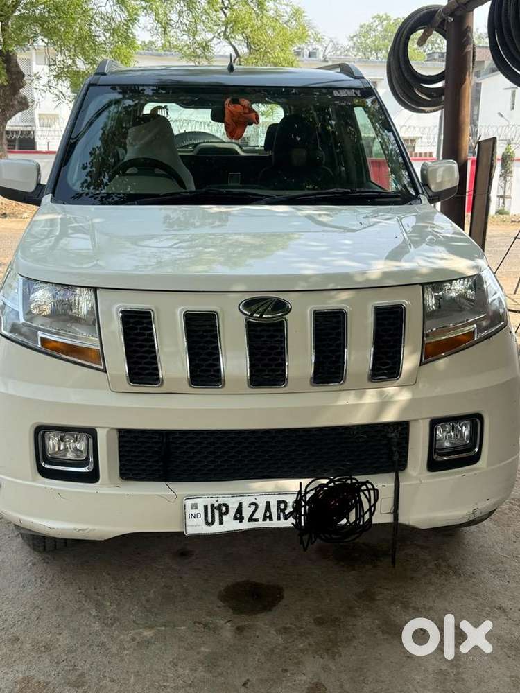 Mahindra Tuv 300