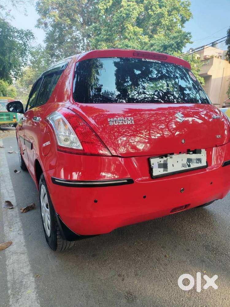 Maruti Suzuki Swift 1.2 Vxi (o), 2017, Petrol