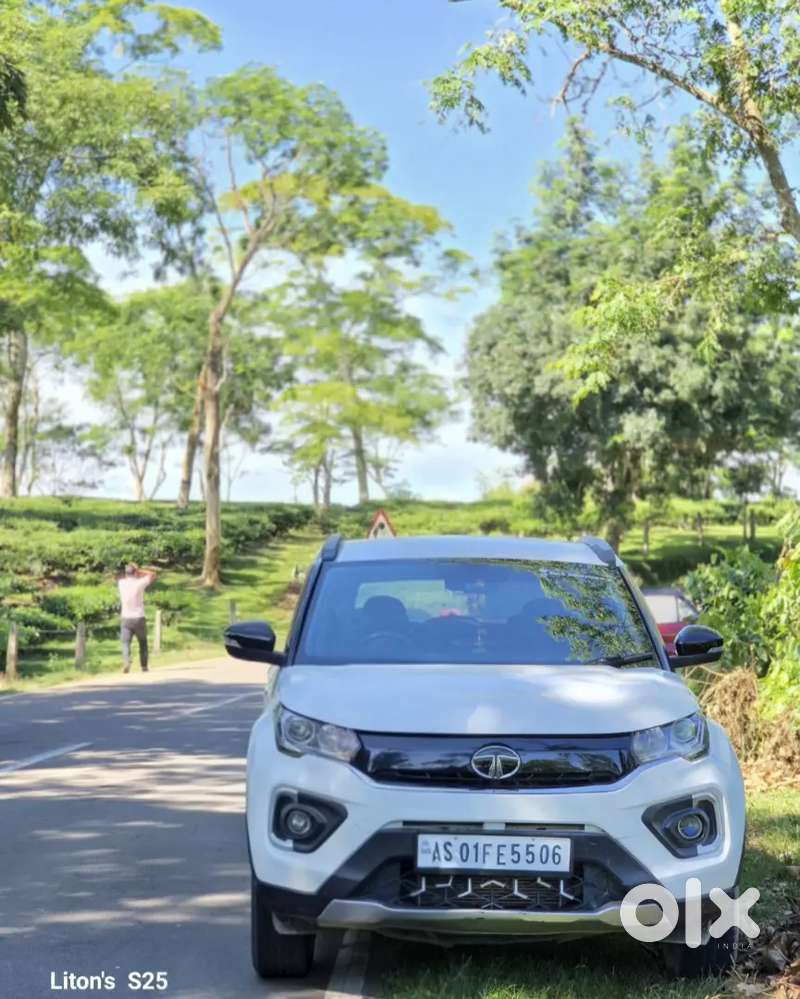 Tata Nexon 2023 Petrol