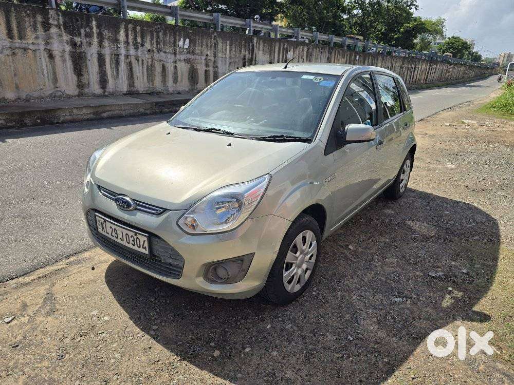 Ford Figo Petrol Zxi, 2014, Petrol