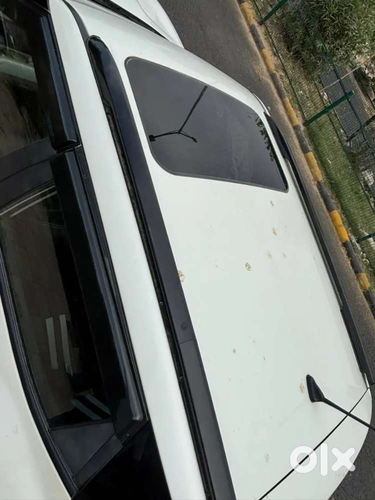 Mahindra Xuv300 2023 Diesel 60000 Km Driven W6 In Very Good Condition