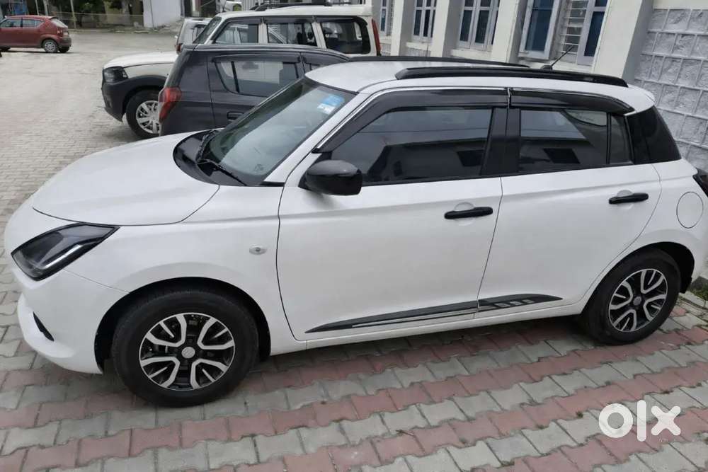 Maruti Suzuki New-gen Swift 2024 Petrol Well Maintained