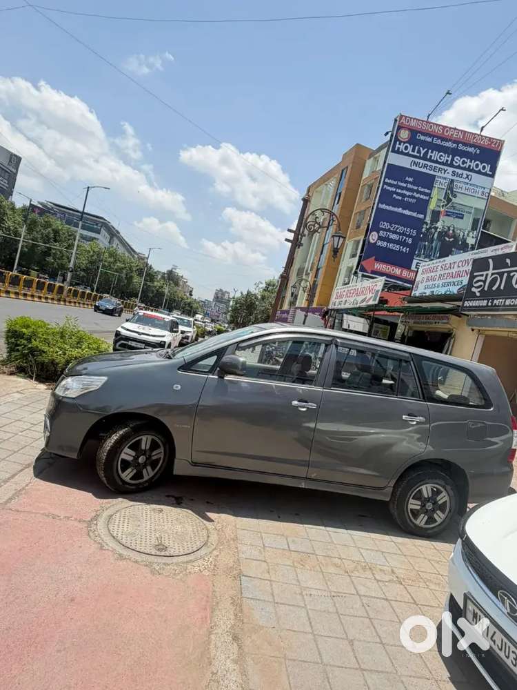 Innova 2013 Diesel Single Owner