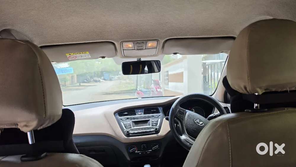 Well-maintained I20 Sportz Vtvt, Serviced, Clean, All Docs Clear.