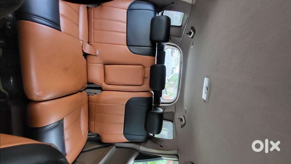 Well Maintained 7 Seater Xuv500 W8 2014 Model