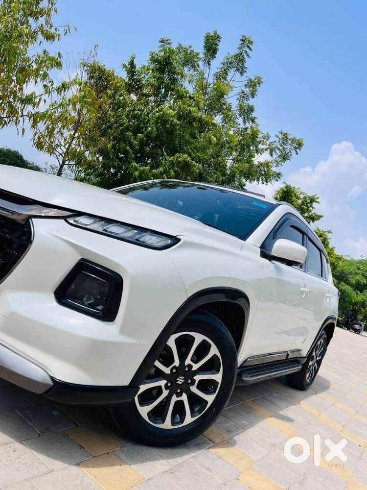 Maruti Suzuki Grand Vitara 1.5 Alpha Plus Intelligent Hybrid Ecvt, 2..