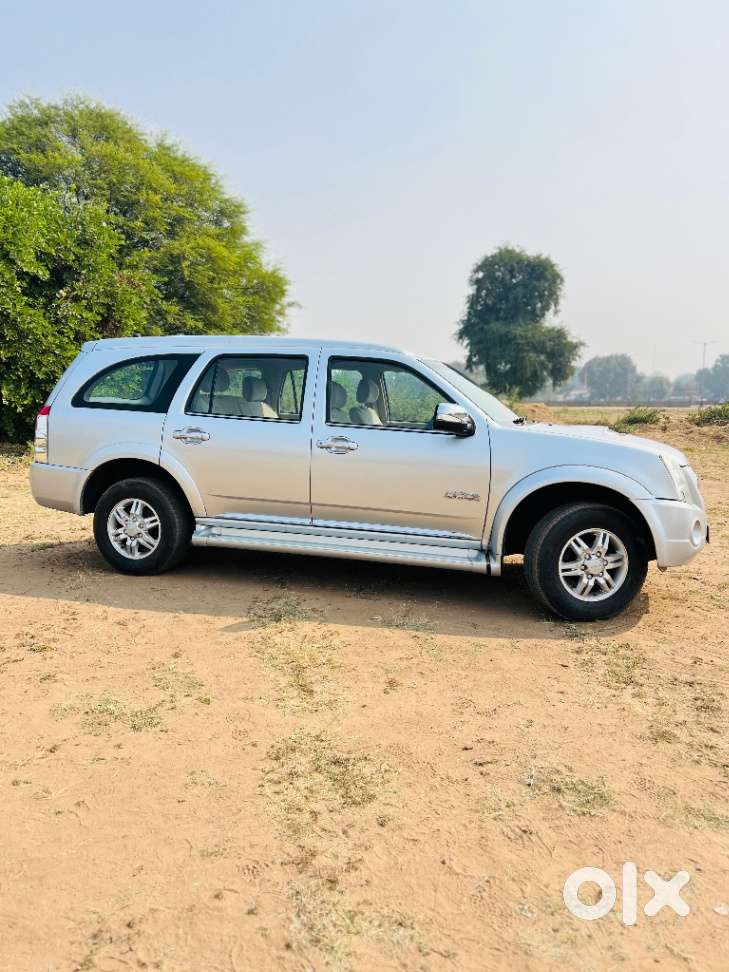 Isuzu Mu 7 4x2, 2015, Diesel