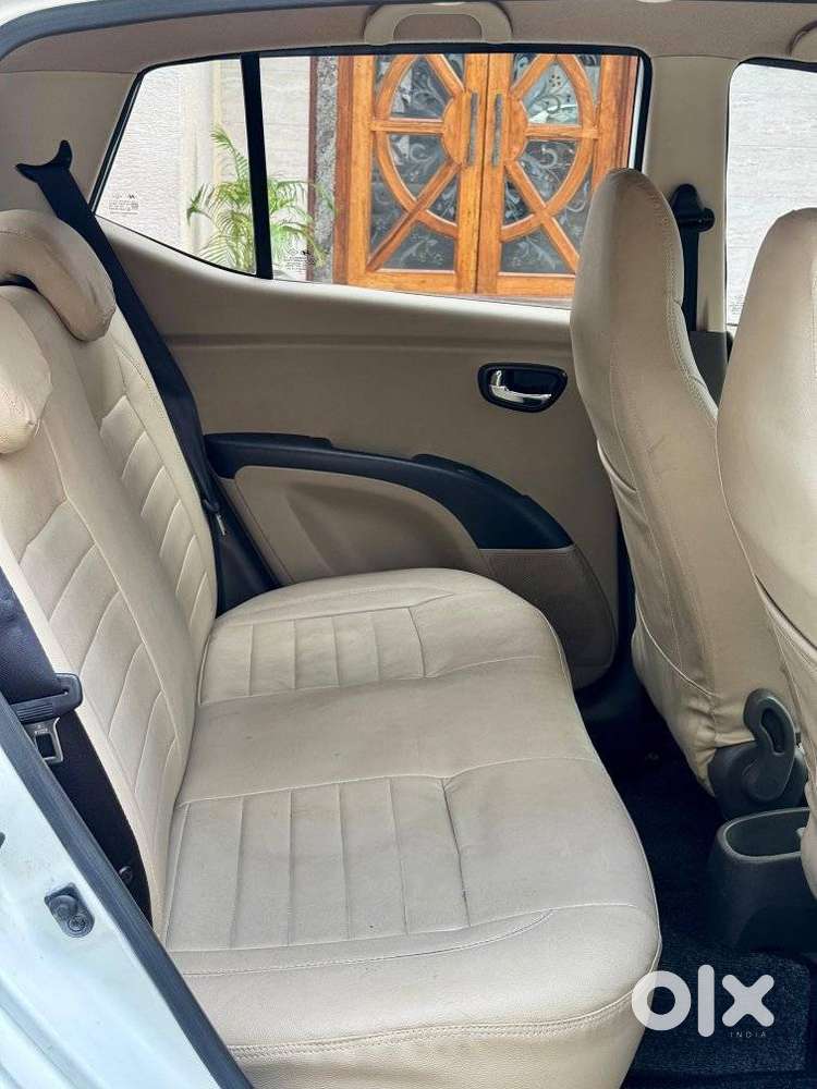 Hyundai I10 Sportz, 2012, Petrol