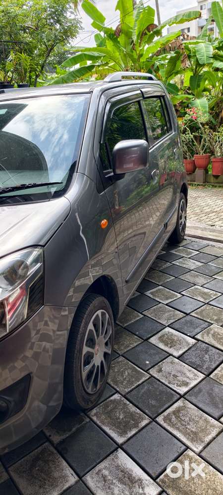 Maruti Suzuki Wagon R 1.0 Vxi Amt, 2017, Petrol