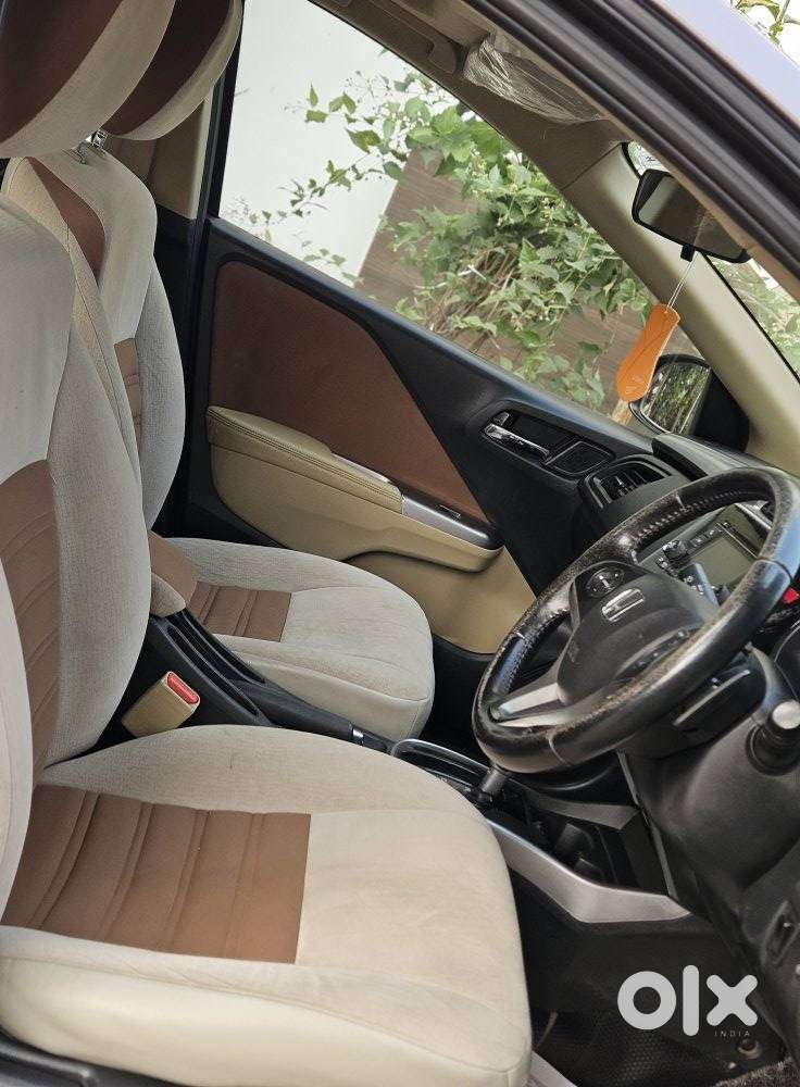 Honda City V At Sunroof, 2015, Petrol