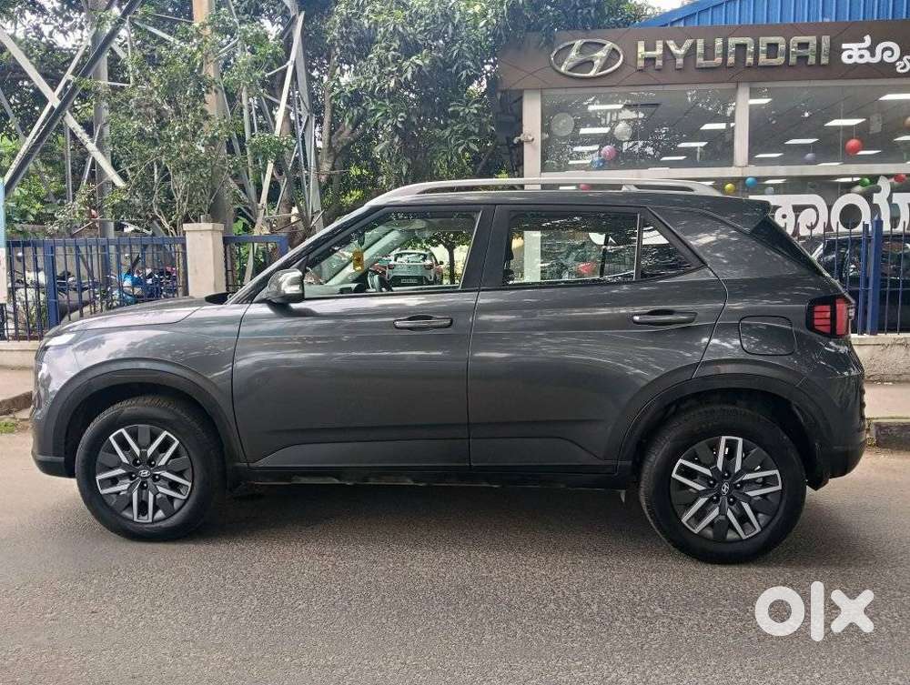 Hyundai Venue S Turbo Dct, 2024, Petrol