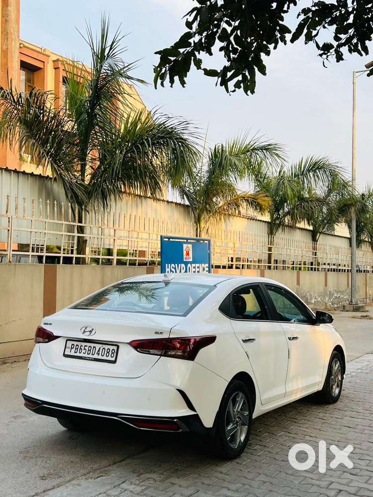 Hyundai Verna 1.5 Sx Diesel Mt, 2022, Diesel