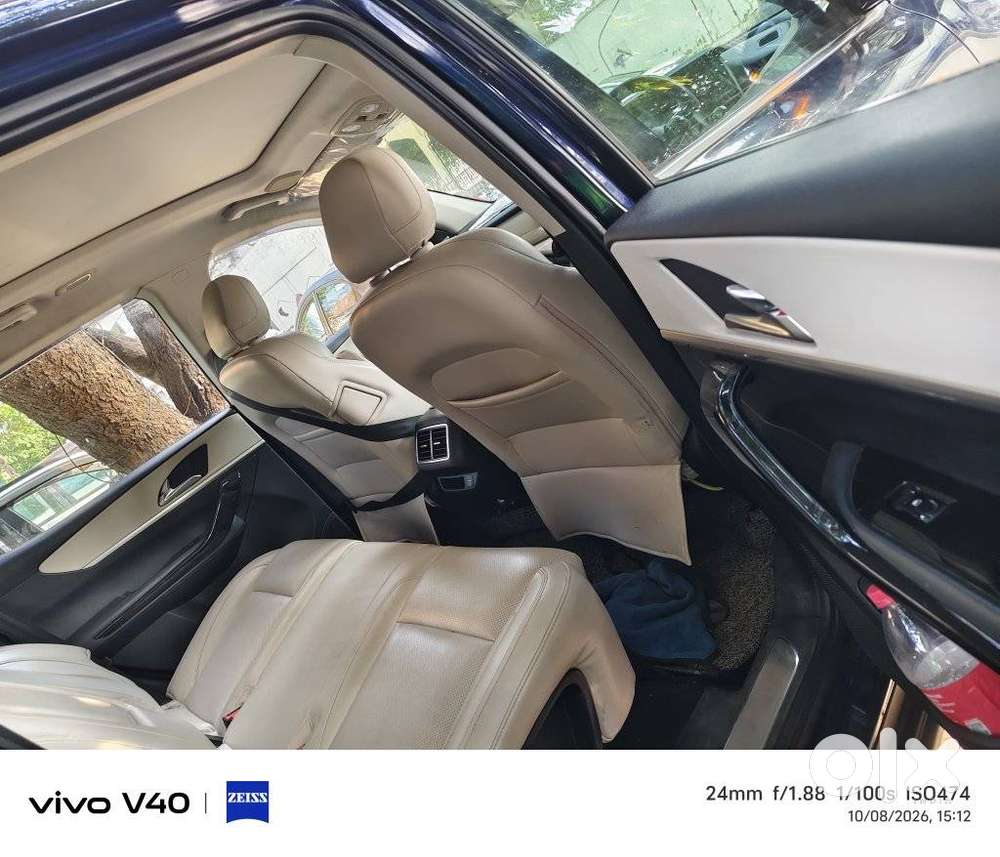 Mahindra Xuv700 2.2 Ax 7 Diesel At Luxury Pack Str, 2022, Diesel
