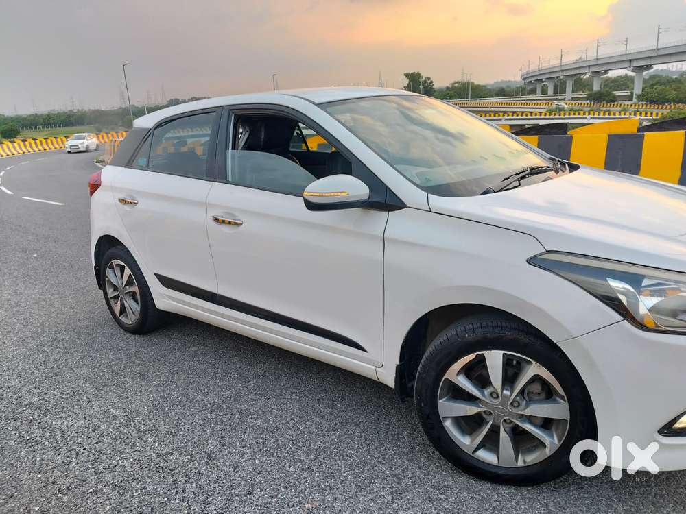 Hyundai Elite I20 Sportz (o) 1.2, 2015, Petrol