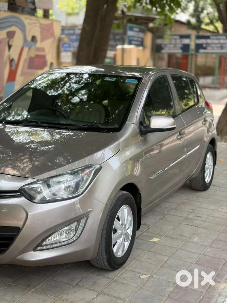 2014 Hyundai I20 Sportz No. Dl