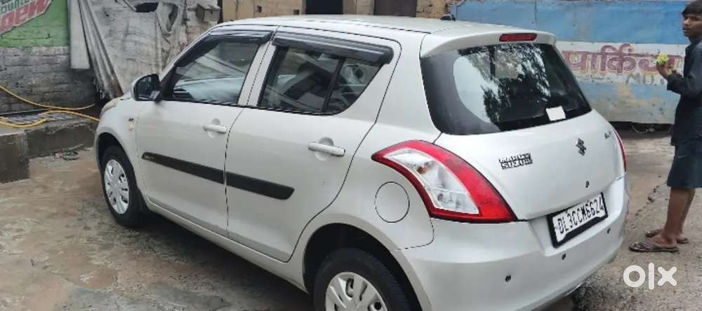 Maruti Suzuki Swift Lxi 2017