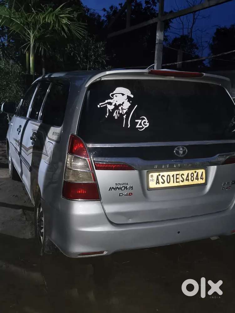 Toyota Innova 2013