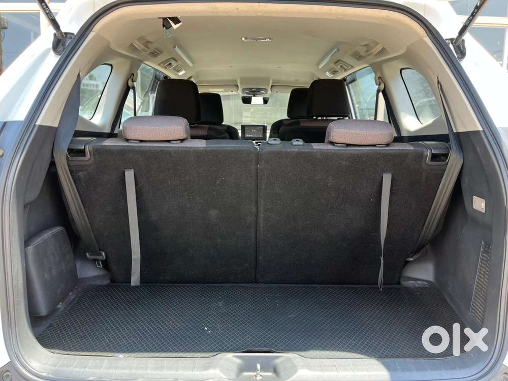 Toyota Innova Hycross 2.0 Vx Hybrid 7 Str, 2023, Petrol