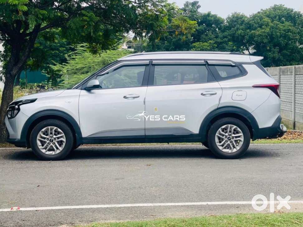 Kia Carens 1.4 Premium 7 Str, 2022, Petrol