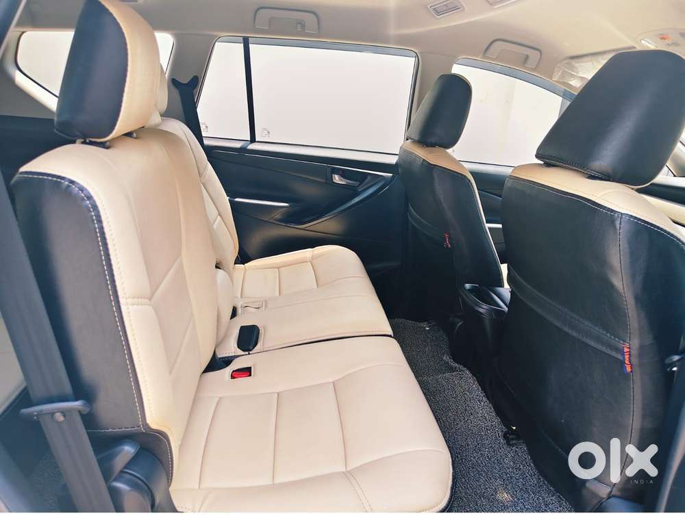 Toyota Innova Crysta 2.4 G Mt, 2023, Diesel