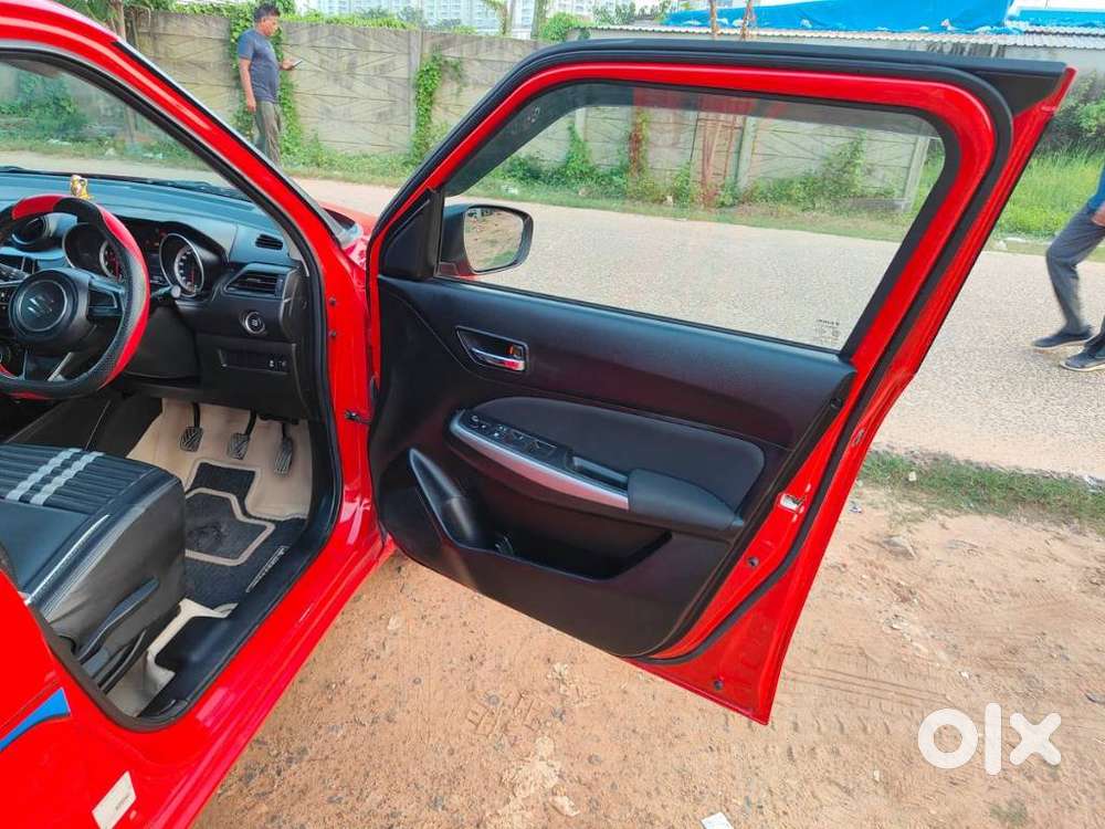 Maruti Suzuki Swift Zxi Plus Dual Tone, 2023, Petrol