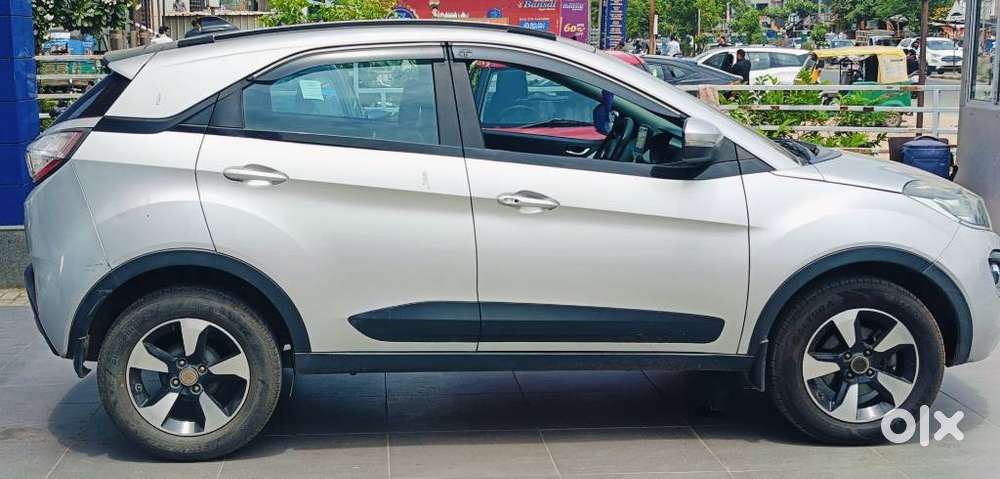 Tata Nexon Amt Xza Plus, 2019, Petrol