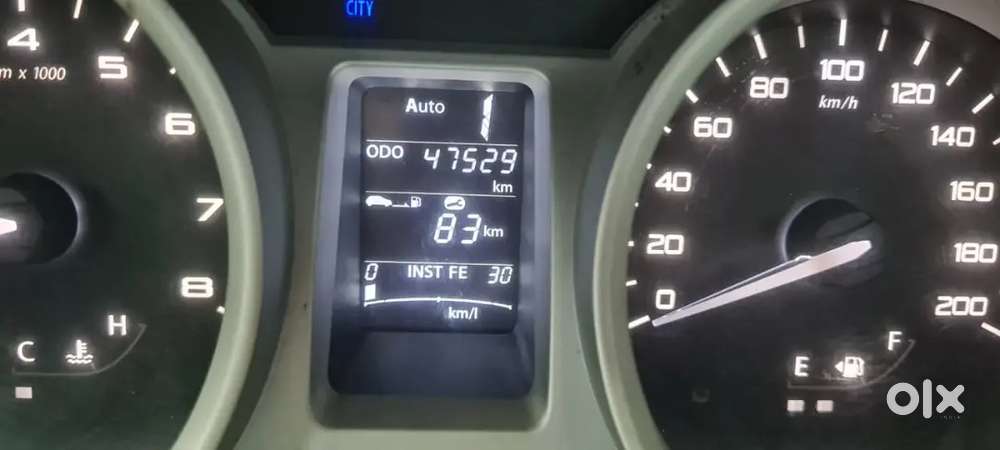 2017-18 Tata Tiago Xta Amt Low Km Company Service 2nd Ownership