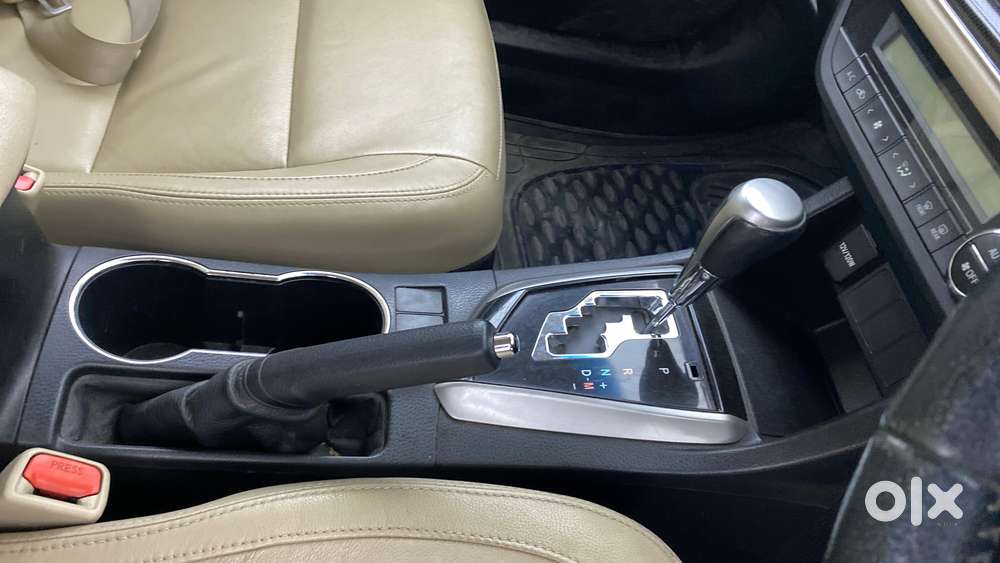 Toyota Corolla Altis 2013-2017 Vl At, 2016, Petrol