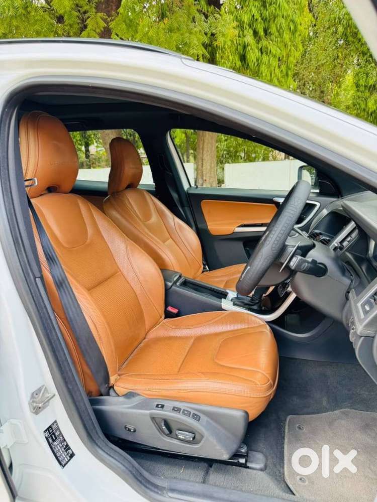 Volvo Xc60 D5 Awd Automatic, 2016, Diesel