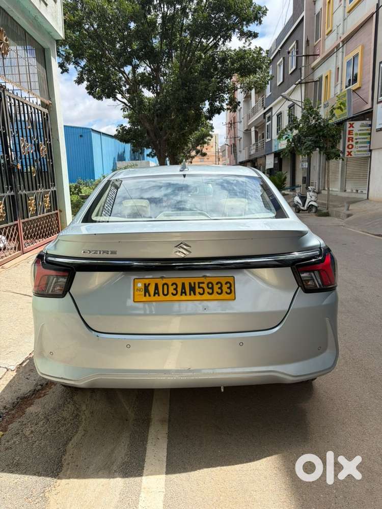 Dzire Vxi Automatic 4 Lacs Loan Continue