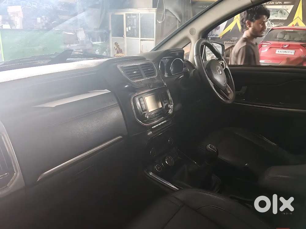 Tata Hexa 2017 Diesel 240000 Km Driven